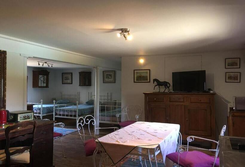 Студия Стандарт, B&b Le Moulin De Fernelmont