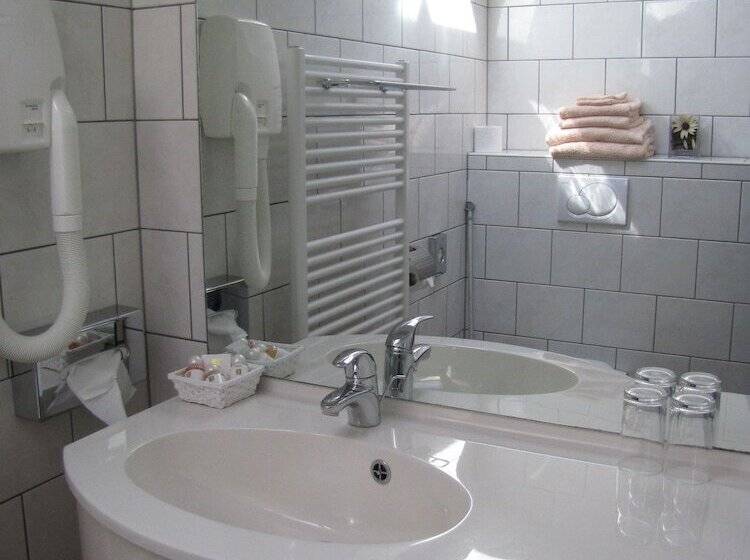 غرفة عائلية, Boerderij Hazenveld