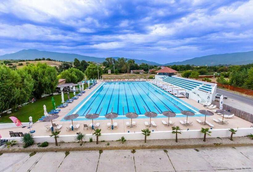 סוויטת דופלקס, Komitite Complex