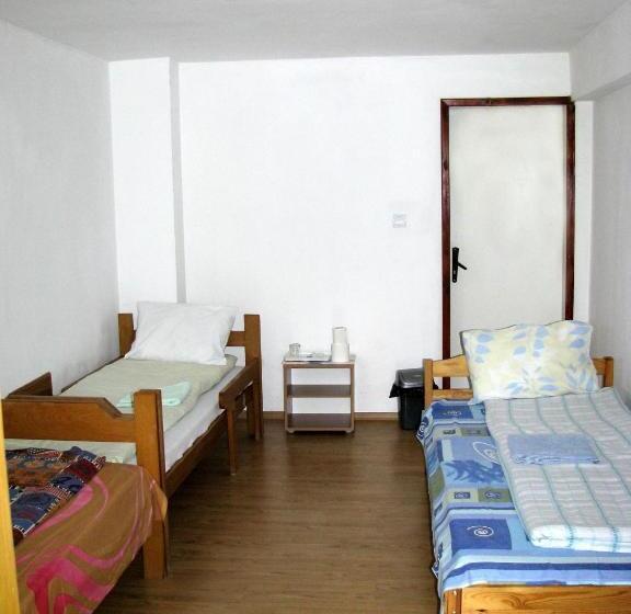 Номер Стандарт Трехместный, Guest House Familia