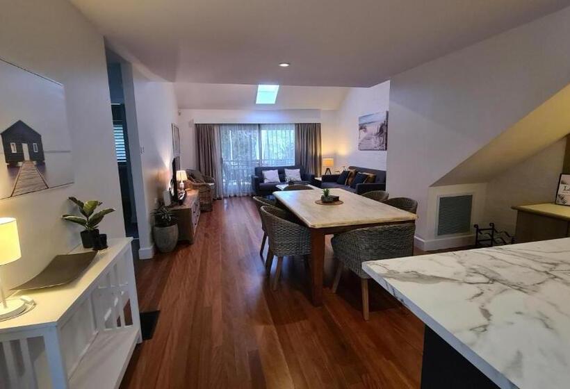 Вилла 1 Спальня, Stay At Raffertys Resort