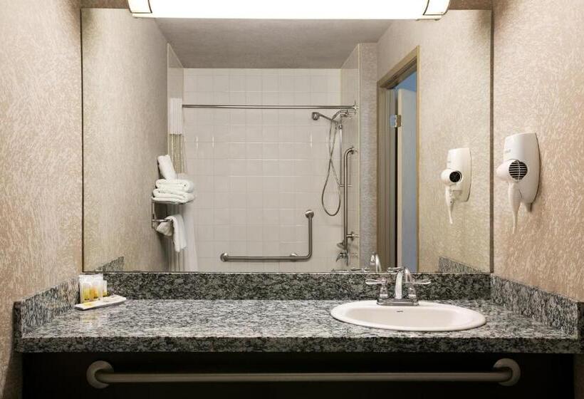 Suite Familiar, Days Inn By Wyndham Regina