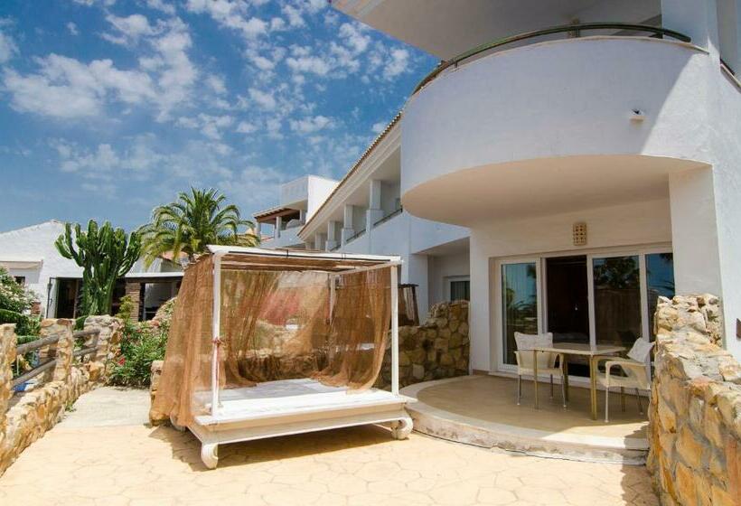 سوئیت جونیور با چشم‌انداز باغ, El Cortijo De Zahara By Qhotels