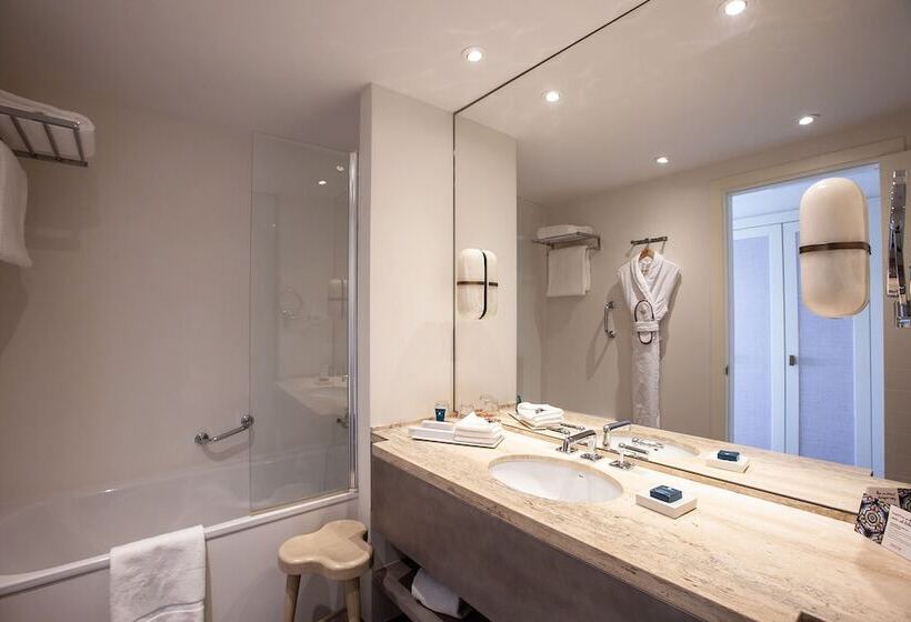 Семейный Номер, Eurostars Sitges