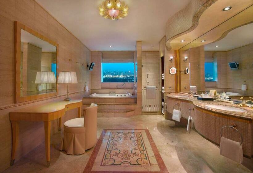Люкс Вид на Сад, Grand Hyatt Dubai