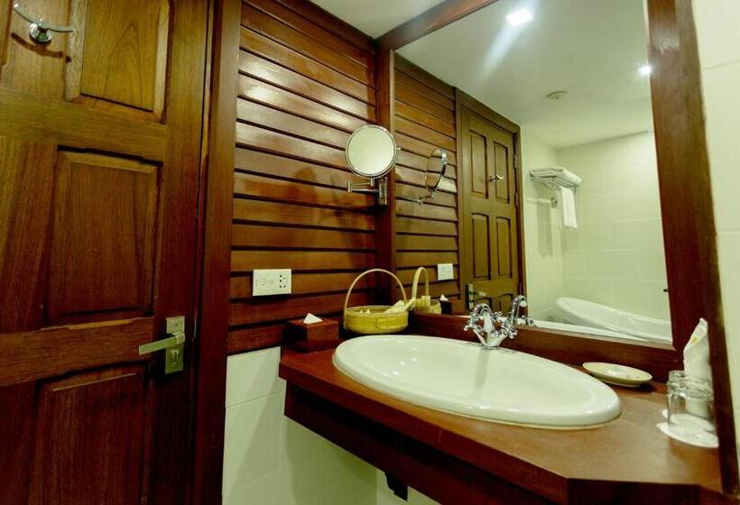 Номер Superior, Royal Angkor Resort & Spa