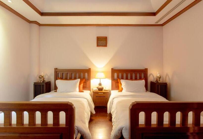 Бунгало Стандарт, Royal Angkor Resort & Spa