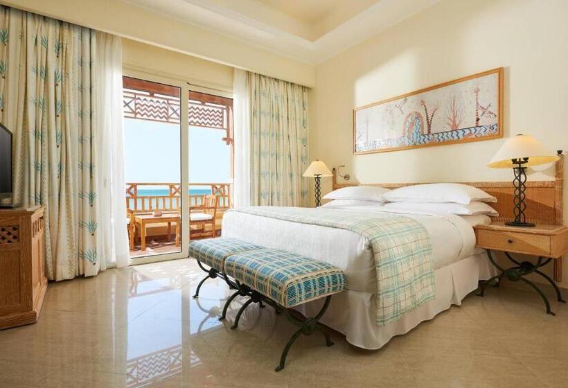 Deluxe Suite King Bed, Sheraton Soma Bay Resort
