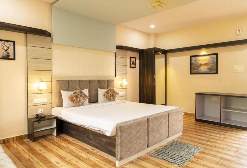 Люкс с Балконом, Tadoba Wildlife Resort   Best Resort In Tadoba