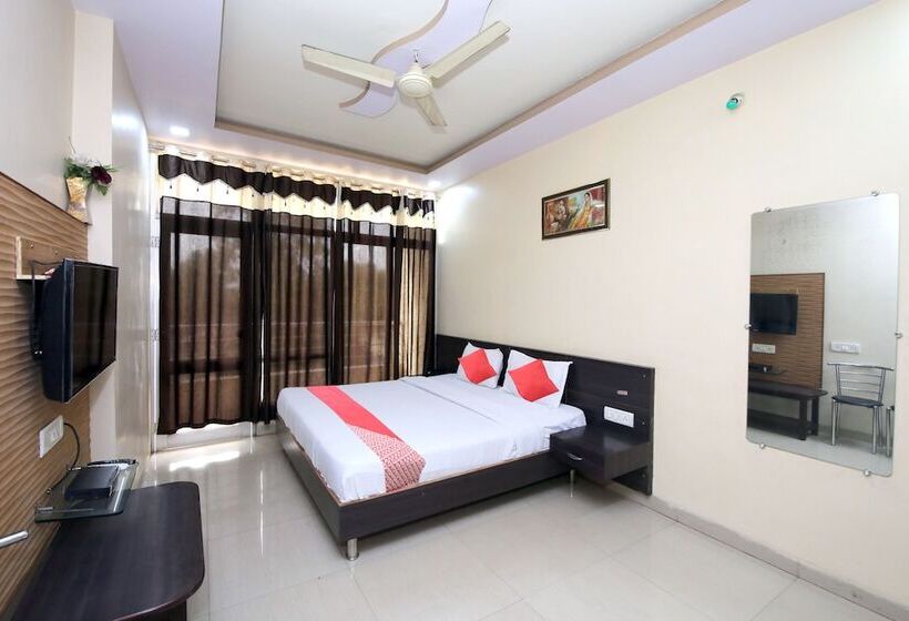 スタンダードルーム, Shree Uttam Palace Katni