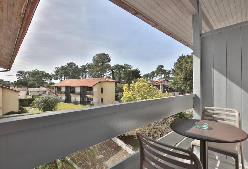 Comfort room with garden view, Du Cap