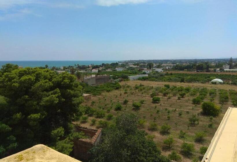 اتاق استاندارد چهار تخته, Alberg Los Josepets