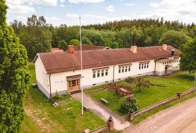 Семейный Номер, Körsbärskullen