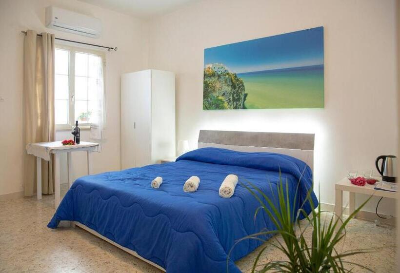 חדר סטנדרט לשלושה, Anna E Augusto B&b
