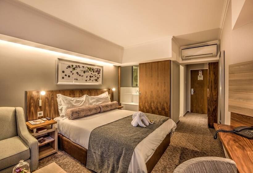 Номер Стандарт, City Lodge Hotel Bloemfontein