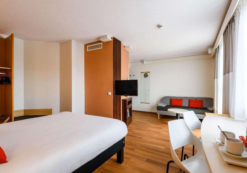 Juniorsvit med Balkong, Ibis Warszawa Stare Miasto