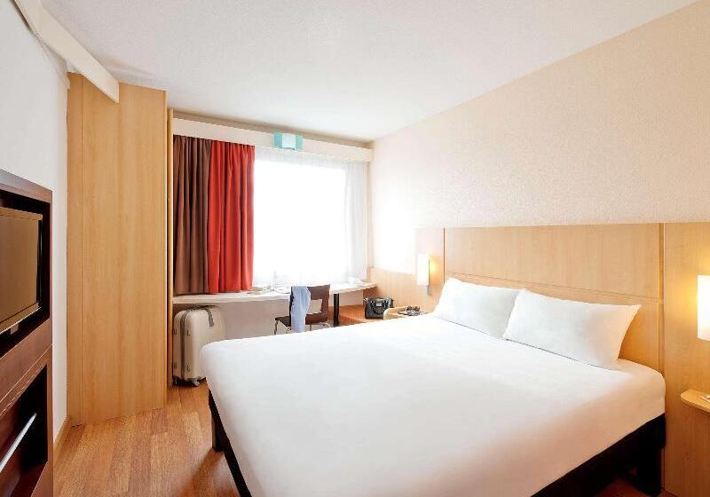 Номер Стандарт Двуспальная Кровать, Ibis Warszawa Stare Miasto