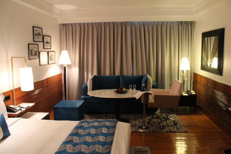 اتاق پرمیوم با چشم‌انداز دریا, Intercontinental Marine Drive Mumbai, An Ihg