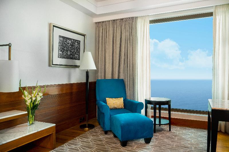 اتاق پرمیوم با چشم‌انداز دریا, Intercontinental Marine Drive Mumbai, An Ihg