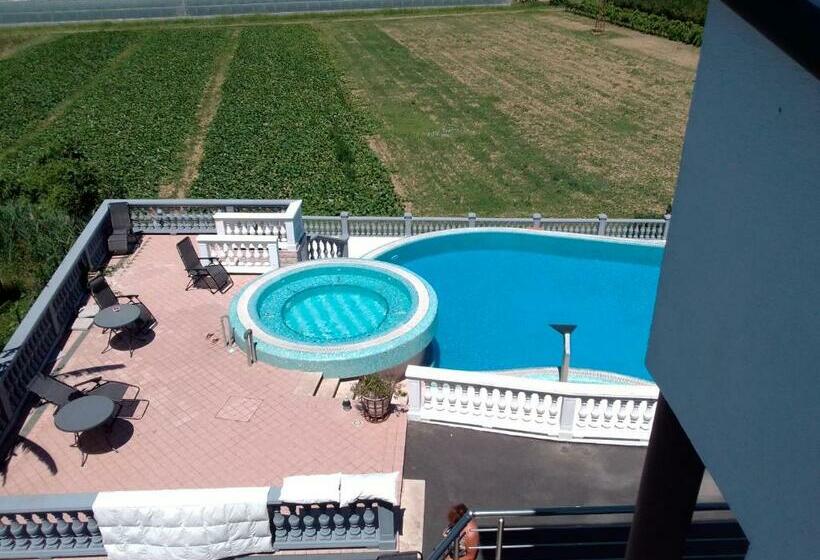 اتاق راحتی سه تخته, Guest Accommodation Palma