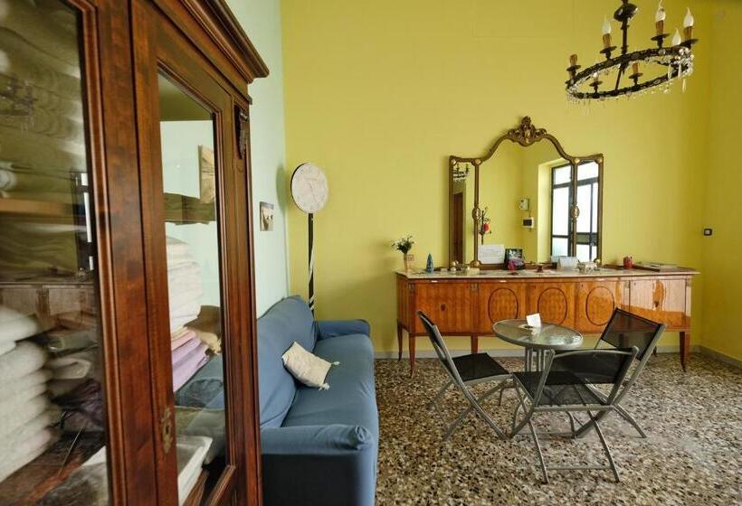 Семейный Номер, Corte Coronisio B&b