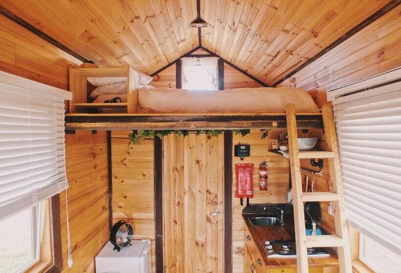 침실 1개 주택, Hilltop Tiny House By Tiny Away