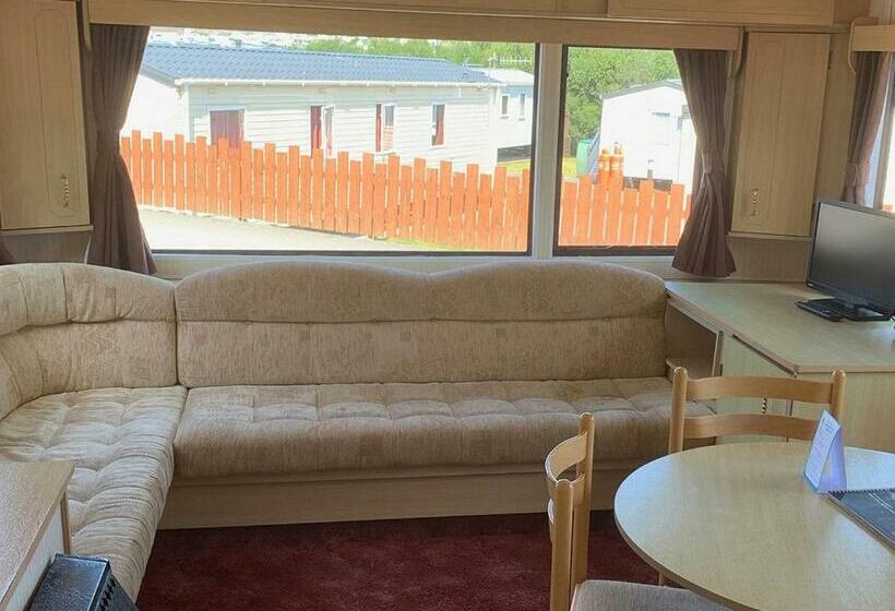 Дом 2 Спальни, Fishguard Holiday Park
