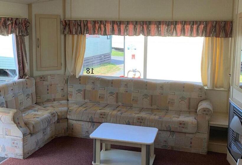 Дом 2 Спальни, Fishguard Holiday Park