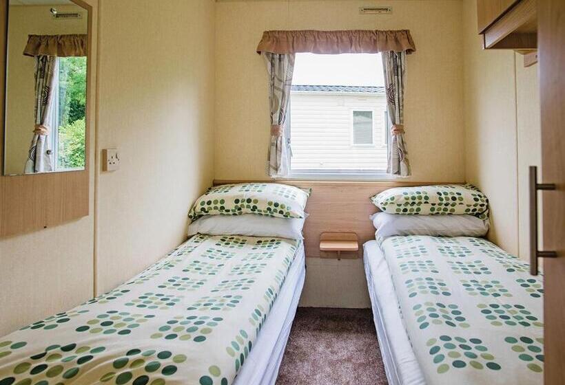 Дом 3 Спальни, Fishguard Holiday Park