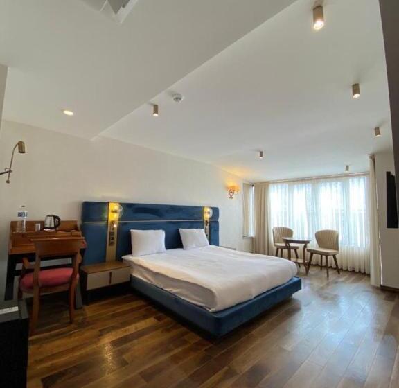 اتاق لوکس با چشم‌انداز دریا, Armagrandi Spina Hotel Special Category