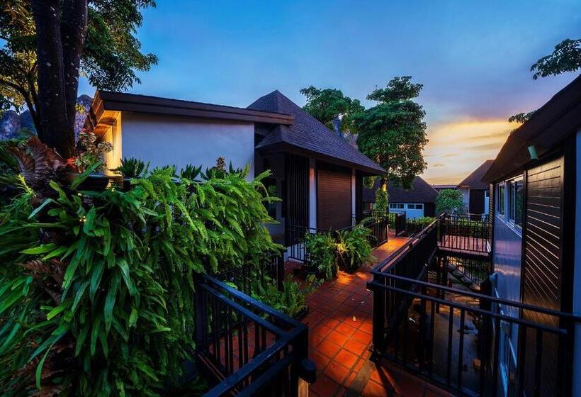 اتاق لوکس, The Cliff Elegance Resort