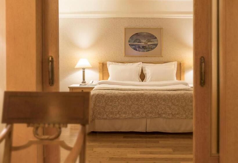 Suite Queen Bed, Zorlu Grand Hotel Trabzon