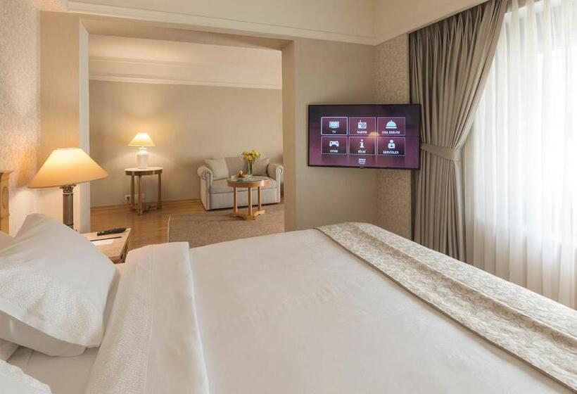 سوییت جونیور, Zorlu Grand Hotel Trabzon