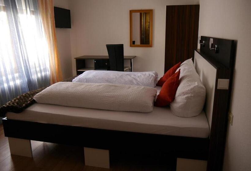 Quarto Estandar, Gasthaus Zur Stadt Triberg