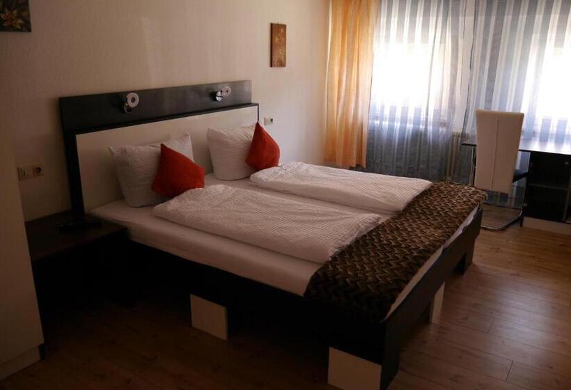 Номер Стандарт, Gasthaus Zur Stadt Triberg