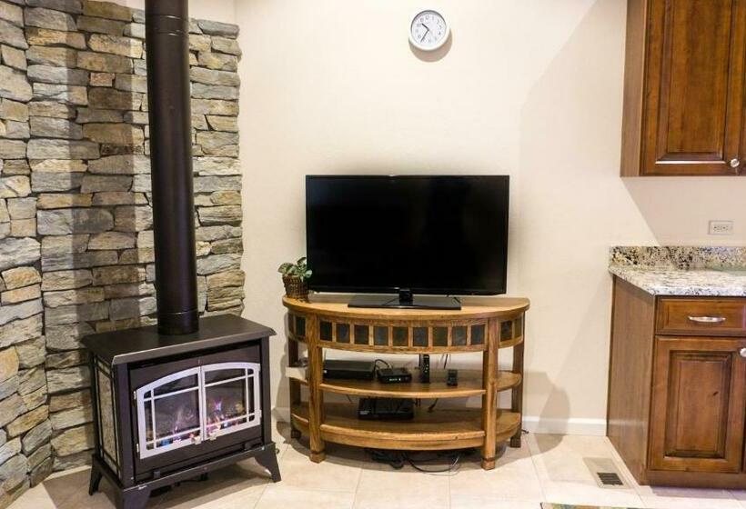 Apartamento 2 Dormitórios, Ski Trails 4024