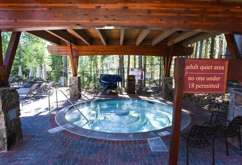 Apartamento 2 Dormitórios, Ski Trails 4024