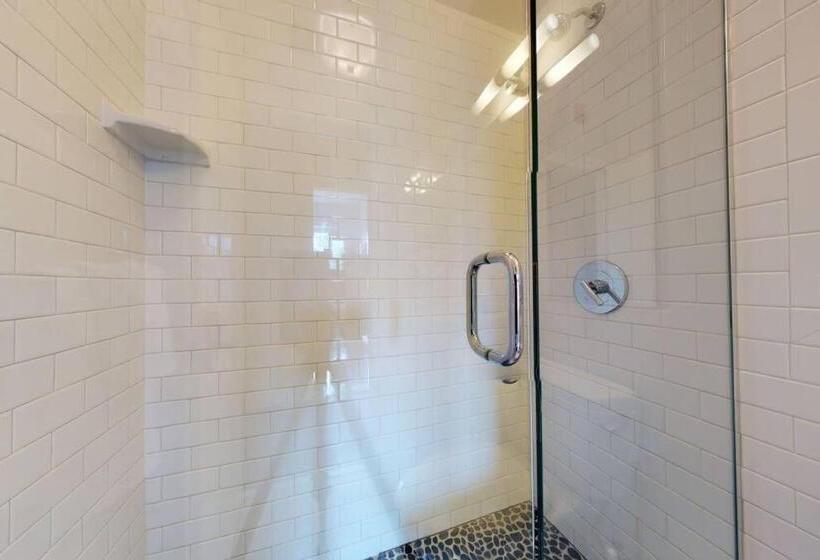 スタンダードスタジオ, Stylish Downtown Studio In The Boston, C.ave #34