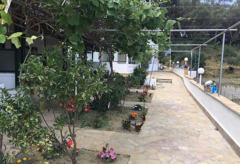 Семейные Апартаменты, Corfu Andromaches Holiday Apartments