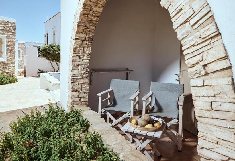 Семейный Номер, Naxos Magic Village