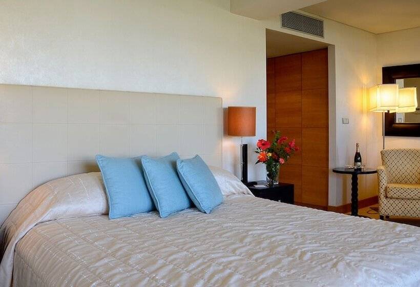 Трехместный Номер Комфорт, Plaza Resort