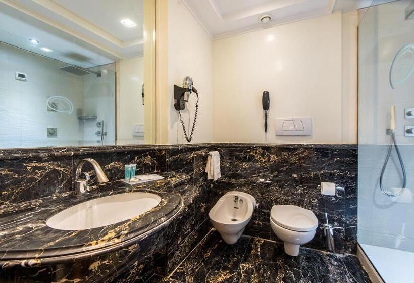 اتاق سوپریور خانوادگی, Trilussa Palace Hotel Congress & Spa