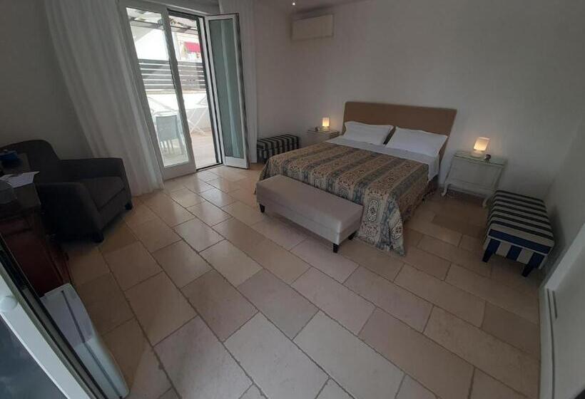 Номер Superior Кровать Кинг, Messapia Hotel & Resort