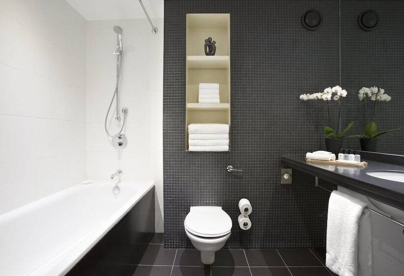 Quarto Estandar 2 Camas Casal, Crowne Plaza London   Docklands, An Ihg