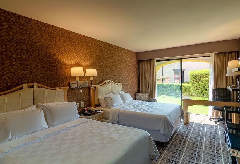 Номер Стандарт 2 Двуспальные Кровати, Holiday Inn Queretaro Centro Historico, An Ihg