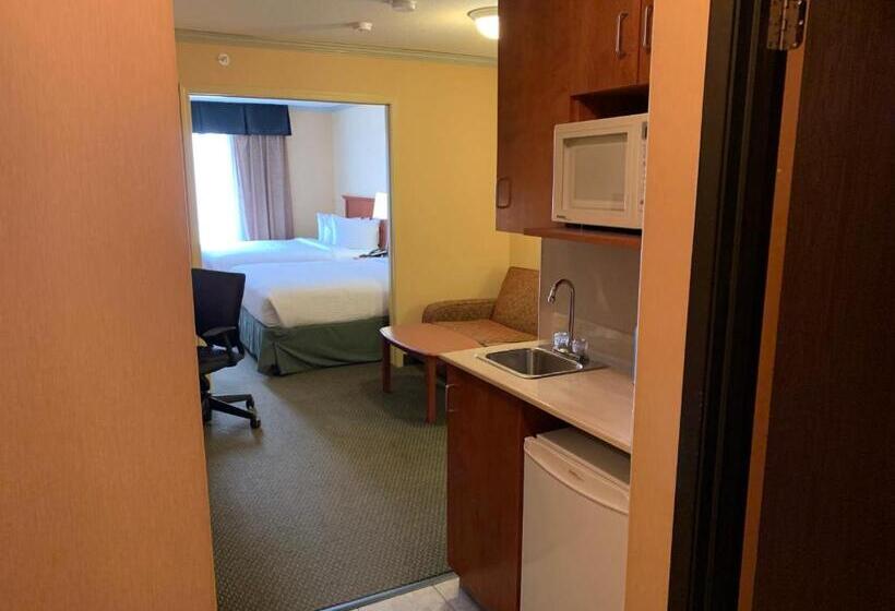 جناح, Merit Hotel & Suites