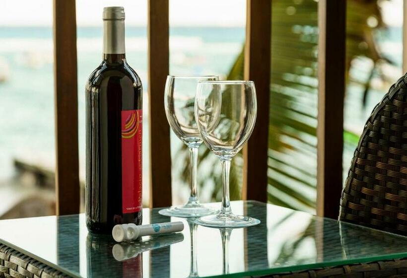 Premium Háromágyas Szoba, The Reef Coco Beach