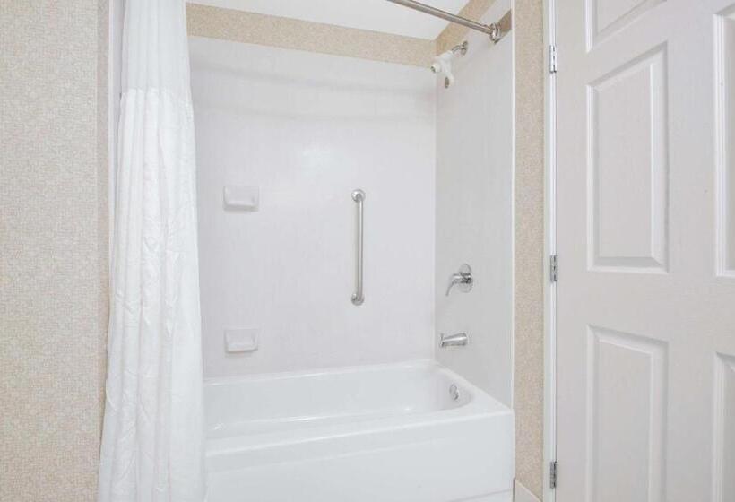 Номер Стандарт, Wingate By Wyndham Gillette Near Camplex
