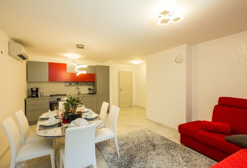 Апартаменты Deluxe 1 Спальня, Aparthotel Gimi