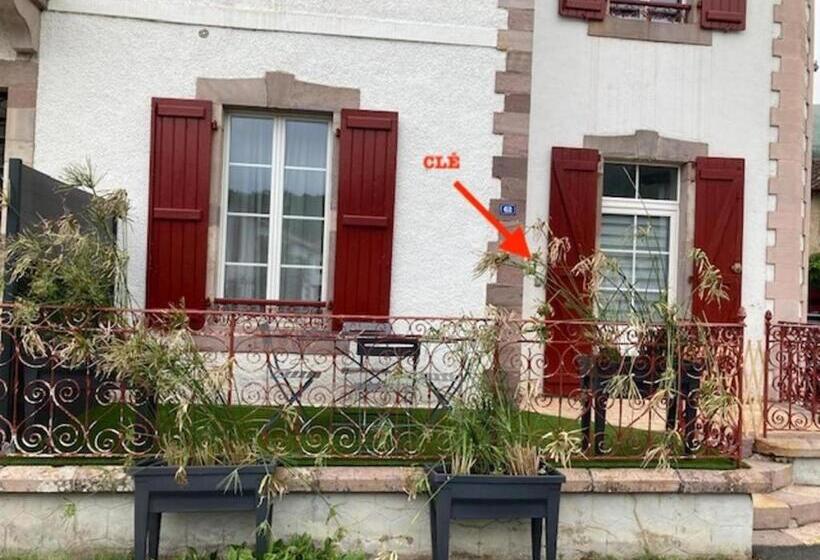 Номер Стандарт Вид на Горы, Maison Graciateguy